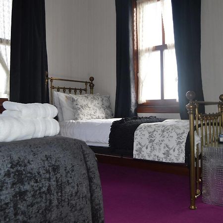 Knysna House Hotel Lerwick Exterior photo